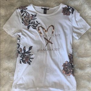 Victoria Secert 2017 fashion show shirt.